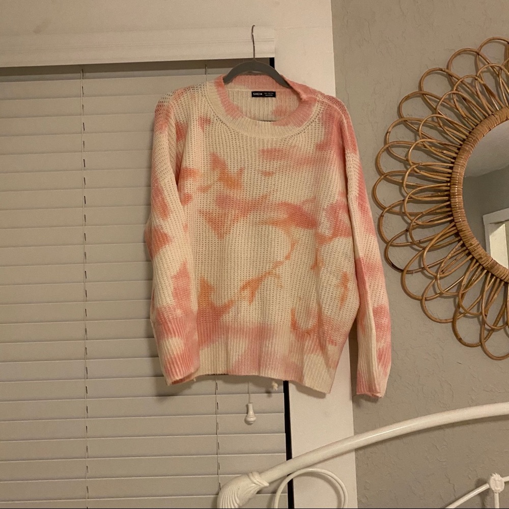 NWOT Orange/pink tie dye sweater with lace-up back - Picture 3 of 5